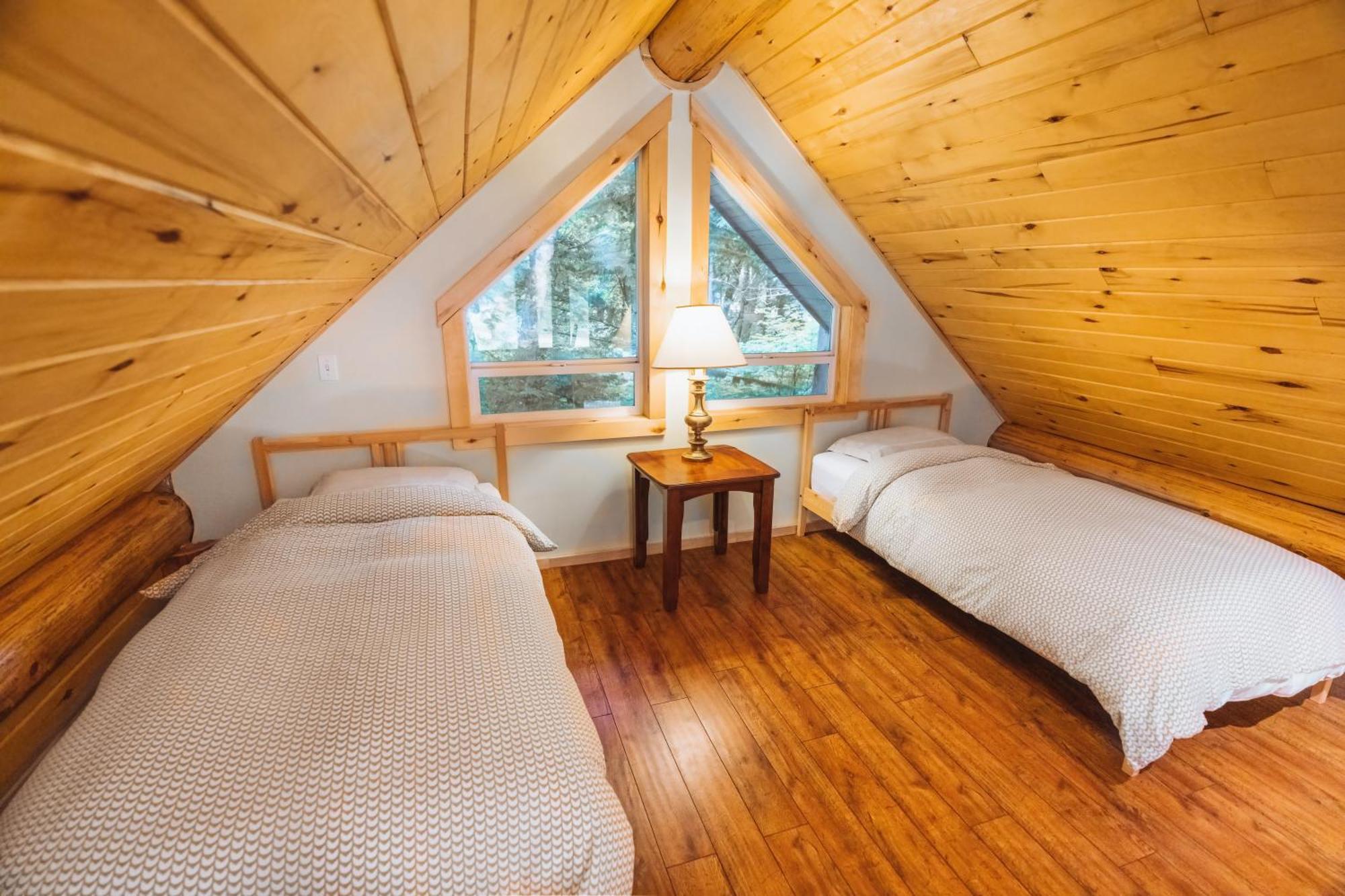 Bella Coola Grizzly Tours And Resort Hagensborg Eksteriør bilde