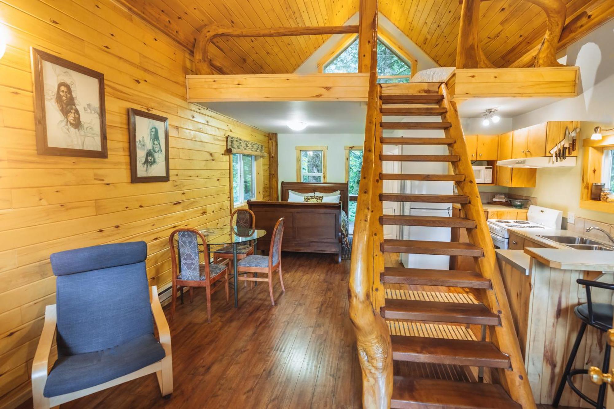 Bella Coola Grizzly Tours And Resort Hagensborg Eksteriør bilde