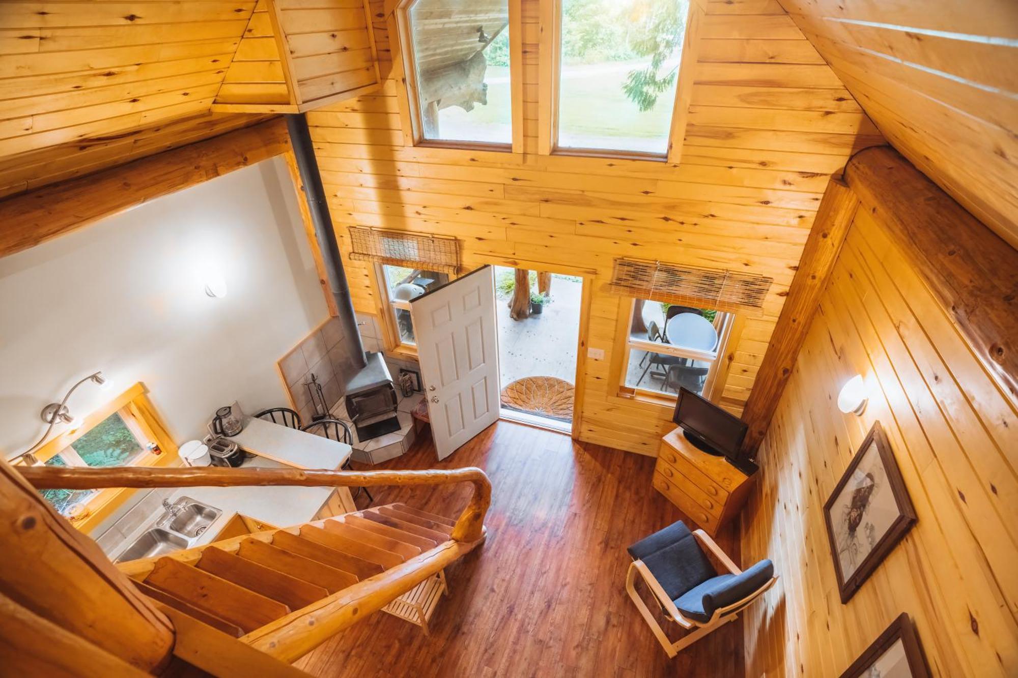 Bella Coola Grizzly Tours And Resort Hagensborg Eksteriør bilde
