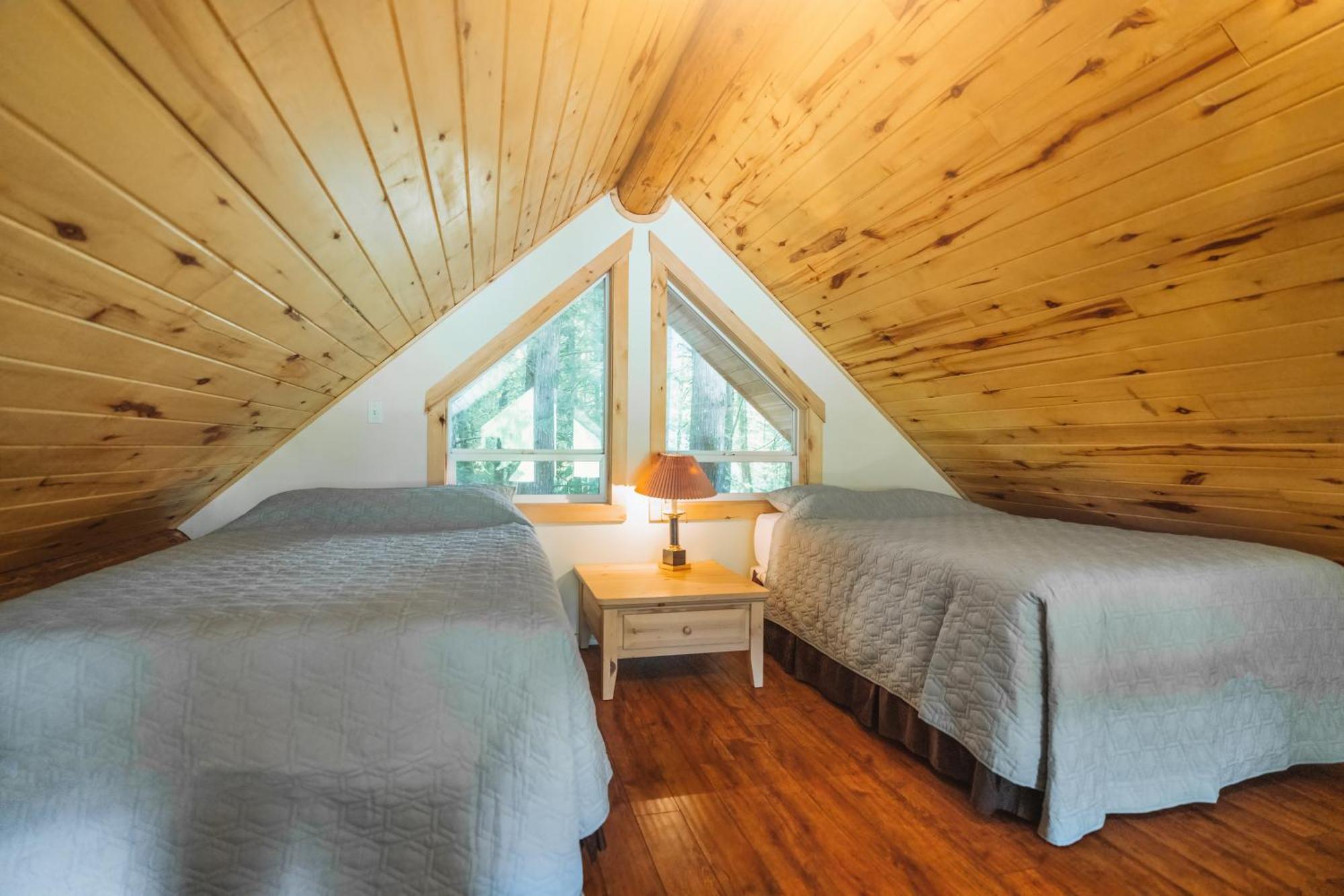 Bella Coola Grizzly Tours And Resort Hagensborg Eksteriør bilde