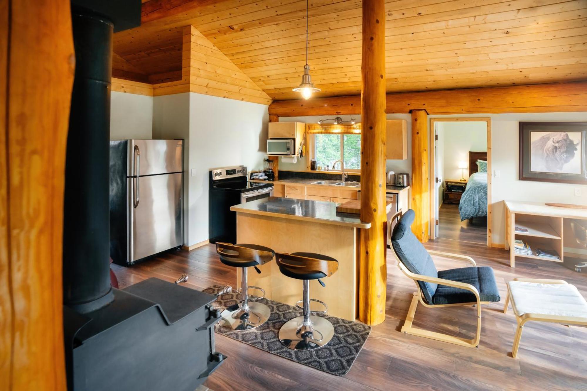 Bella Coola Grizzly Tours And Resort Hagensborg Eksteriør bilde