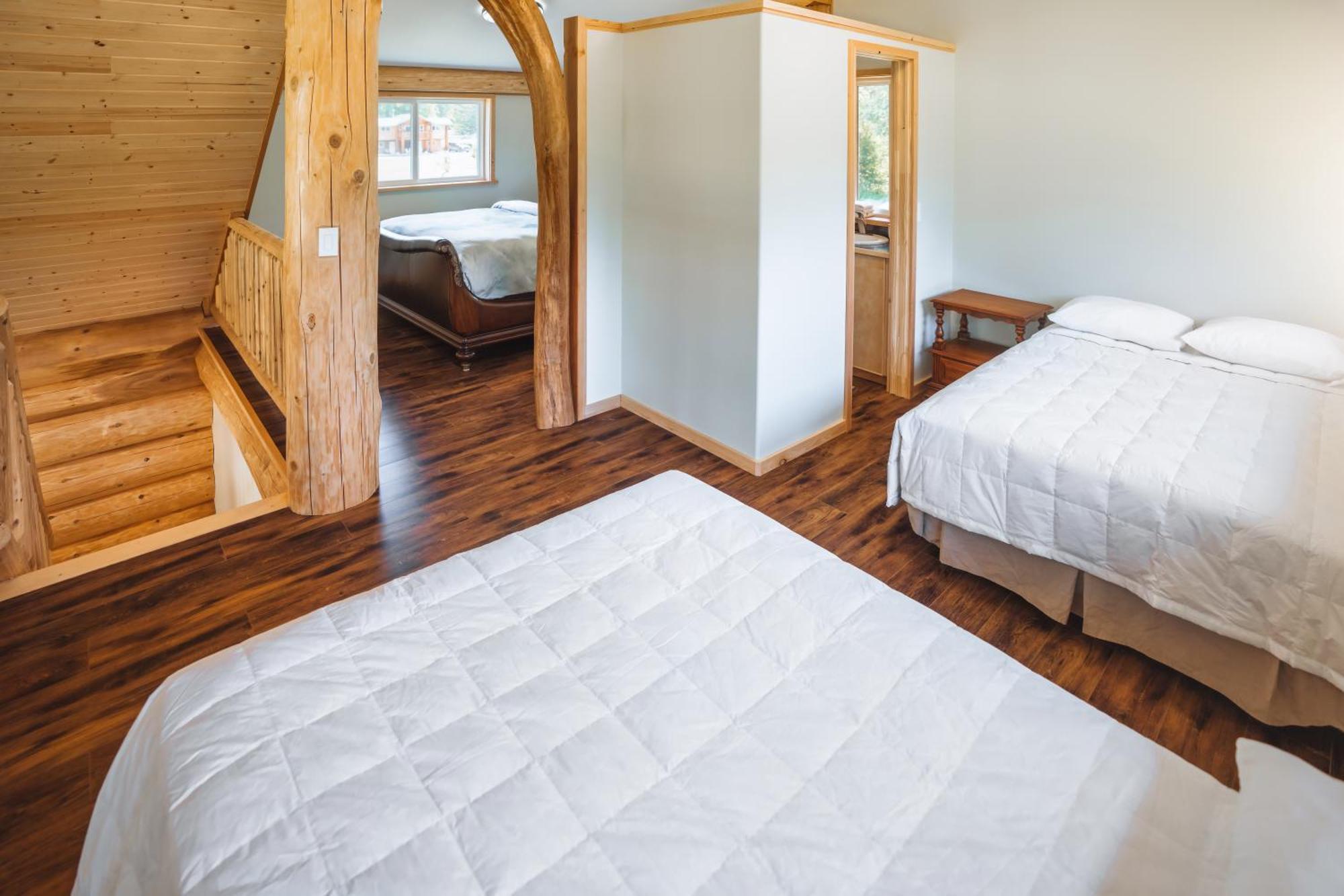 Bella Coola Grizzly Tours And Resort Hagensborg Eksteriør bilde