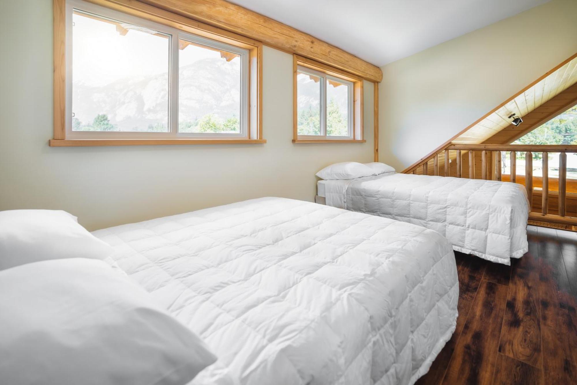 Bella Coola Grizzly Tours And Resort Hagensborg Eksteriør bilde