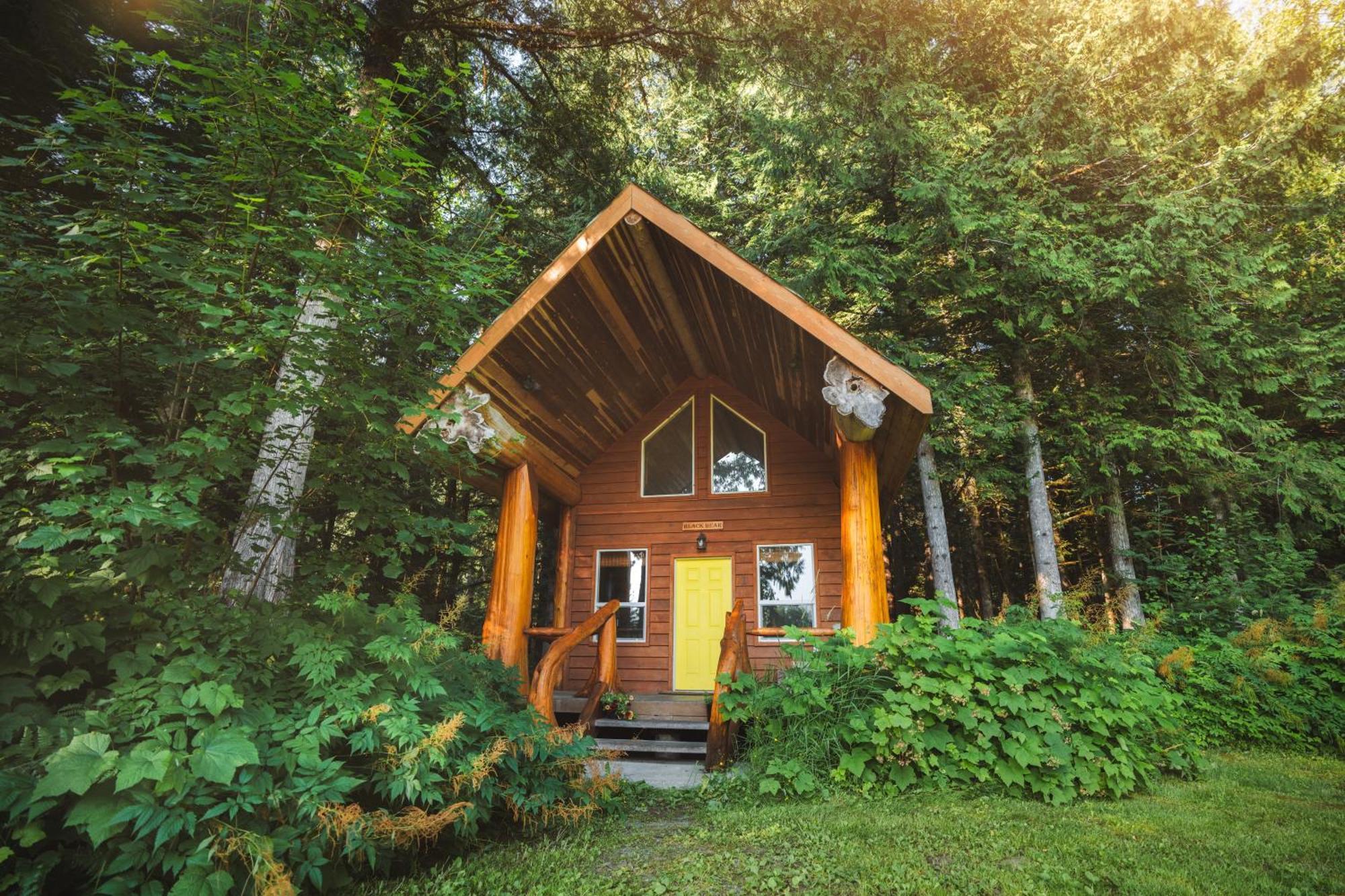 Bella Coola Grizzly Tours And Resort Hagensborg Eksteriør bilde